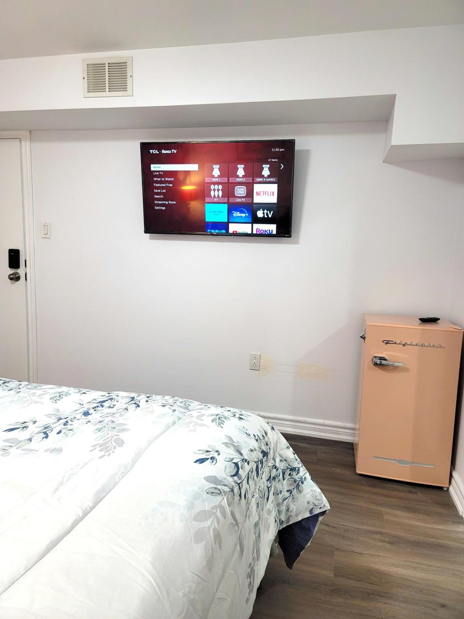 トロントTononhouseアパートメント エクステリア 写真